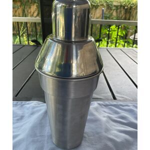 Stanley Cocktail Shaker 16 oz